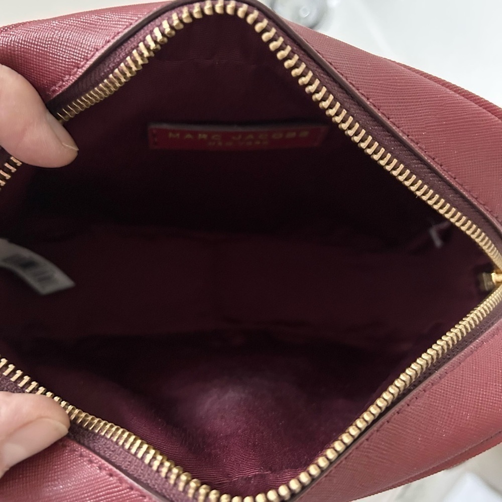 NWT MARC JACOBS New York Women Leather Shoulder Bag, Burgundy - Picture 8 of 8